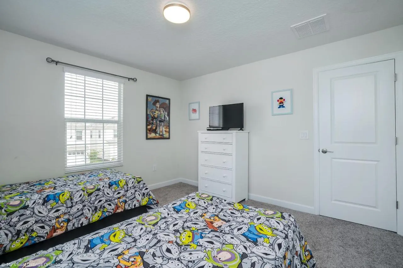 הוילה דבנפורט 1574 Plunker Drive וילה